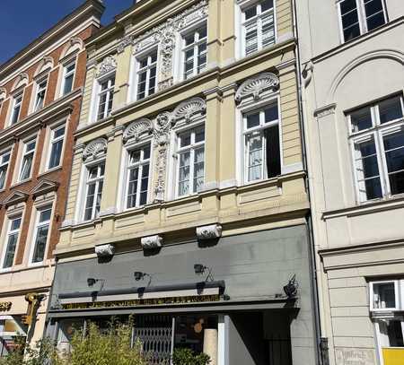 wunderschöne Dachgeschosswohnung mit Dachterrasse im Herzen Lübecks