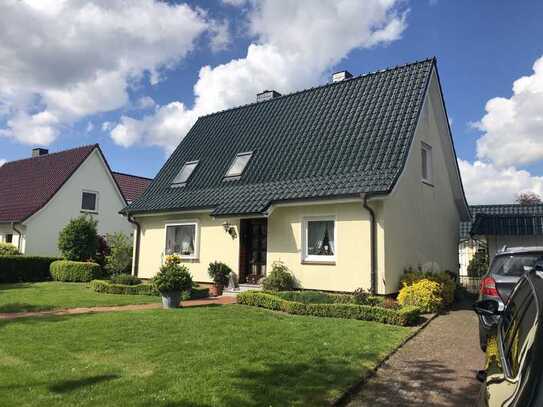Raumwunder an Gartenliebhaber zu vermieten ....(Zielgruppe ü. 50)