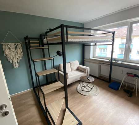 Möbliertes 1-Zimmer-Apartement, neu renoviert in guter Lage