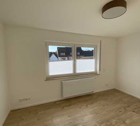 1 Zimmer in 4-Zimmer Wohnung