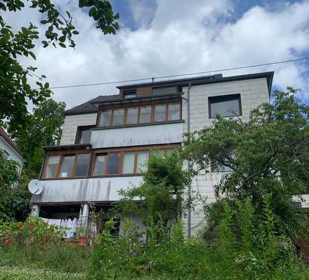 sehr großes freistehendes Mehrfamilien-Wohnhaus in Toplage in Neunkirchen-Saar