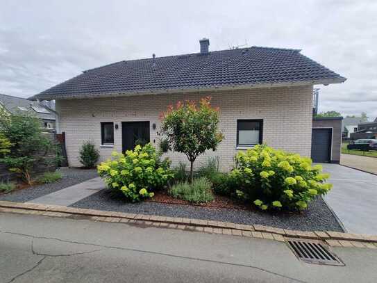 Modernes Einfamilienhaus, hochwertig ausgestattet, in ruhiger zentraler Lage