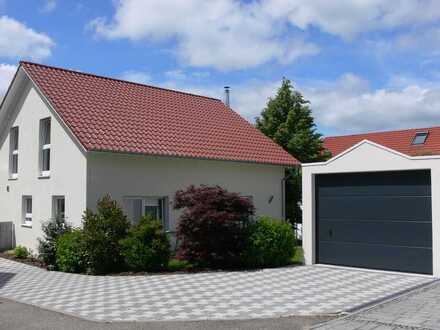 Sehr schönes, energiesparendes Einfamilienhaus in Walzbachtal/ Jöhlingen (von privat)