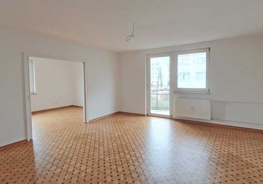 7196 - Sanierte 3-Zimmerwohnung mit Balkon, Loggia und Tageslichtbad!