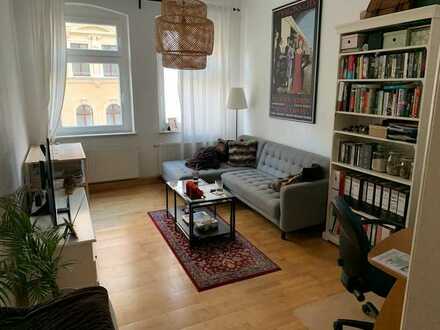 Renovierte 2-Zimmer-Wohnung mit Balkon und EBK in Halle