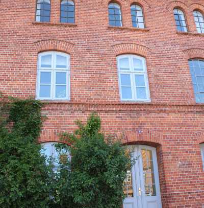 Helle Büroräume in der historischen Stadtmühle zu vermieten