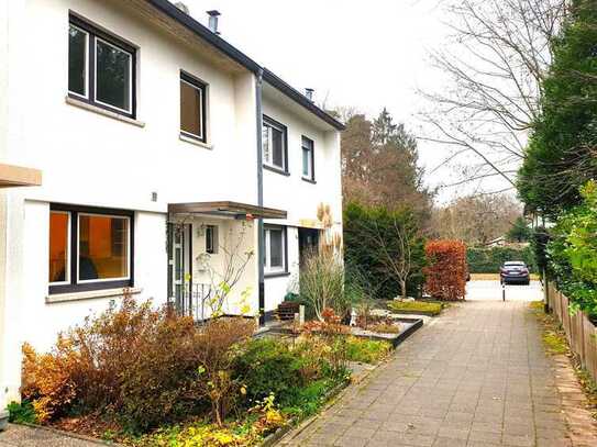 REIHENMITTELHAUS IN SCHÖNER LAGE DER WALDSTADT...