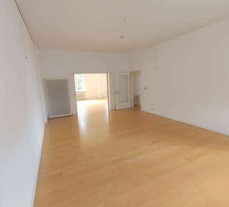 Repräsentative 215 m² Wohnung in TOP Lage