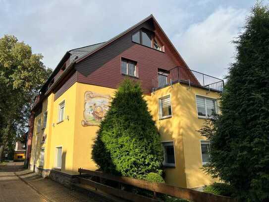 Frisch sanierte 4-Raum Wohnung in Sehma inkl. Garage