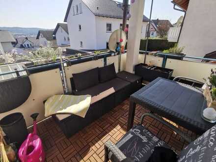 Gepflegte Wohnung mit drei Zimmern und Balkon in Goldbach