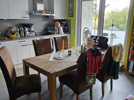 Exklusive 2-Zimmer-Wohnung mit gehobener Innenausstattung mit Einbauküche in Walzbachtal-Wössingen