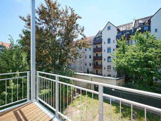 Erstbezug nach Sanierung: 3-Zimmer-Wohnung mit sonnigem Balkon und EBK in Leipzig-Lindenau