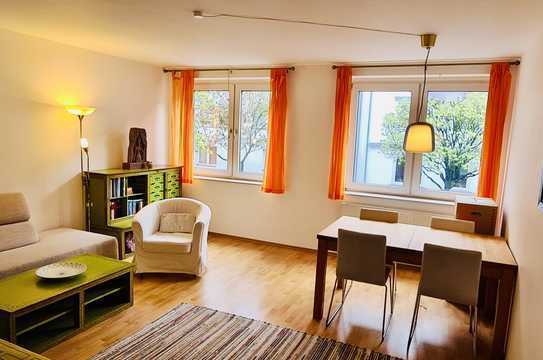 Wunderschöne, helle Wohnung mit großem Balkon Nähe Westpark