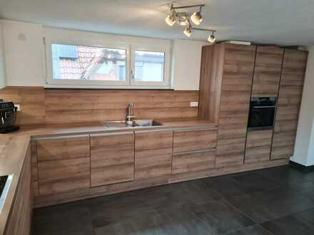 Gehobene 3-Zimmer-Wohnung mit Dachterrasse und Einbauküche in Winterbach