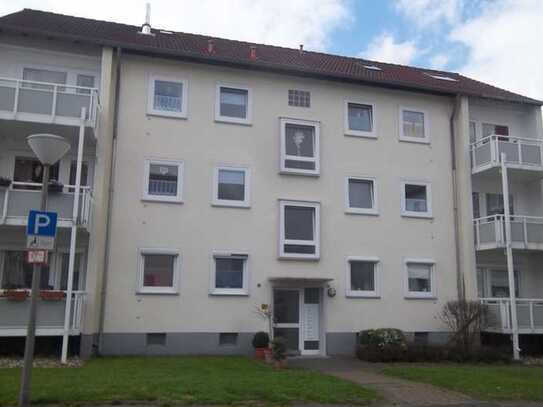 Vermietete, Top-renovierte Wohnung mit gr. Balkon in ruh. Seitenstr. von Do-Sölde