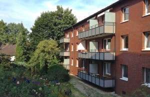 modernisierte 3,5 Zi-Whg. in Buchholz mit Loggia