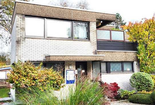 1-Fam.Haus mit Doppelgarage u.zus.Gewerbetrakt in Remscheid-Süd