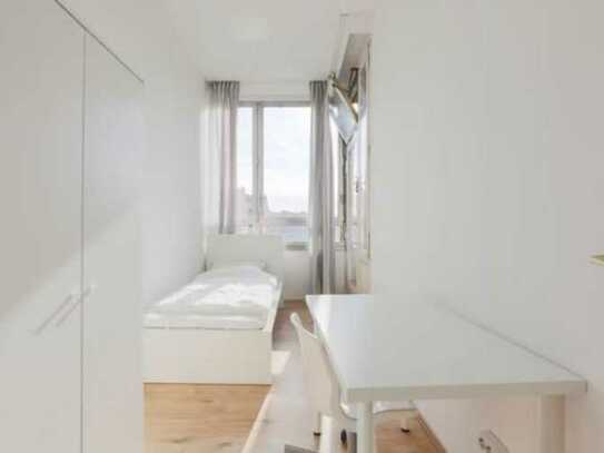 Comfy single bedroom in a student flat, near Technische Universität Berlin