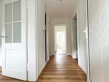 Neu renovierte 3-Zimmer-Wohnung in Stuttgart. Teilmöbliert. WG-tauglich