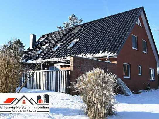 Vermietetes Mehrfamilienhaus in Lürschau bei Schleswig inkl. der Möglichkeit zweier Neubauten