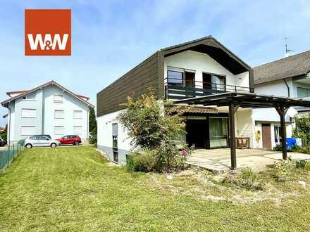 FAMILIENTRAUM MIT CHARME: Freistehendes Einfamilienhaus mit Terrasse, Garten, Garage u.v.m.
