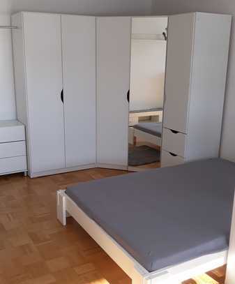 Gepflegte 1-Raum-Wohnung mit Balkon und Einbauküche in München/Laim