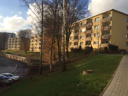 Helle 4-Zimmer-Wohnung mit Balkon in Leverkusen-Mathildenhof