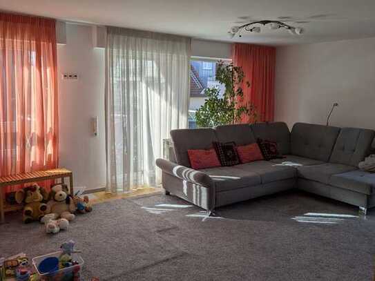 4-Zi-Wohnung mit Balkon in Langenfeld (Rhld.) von privat