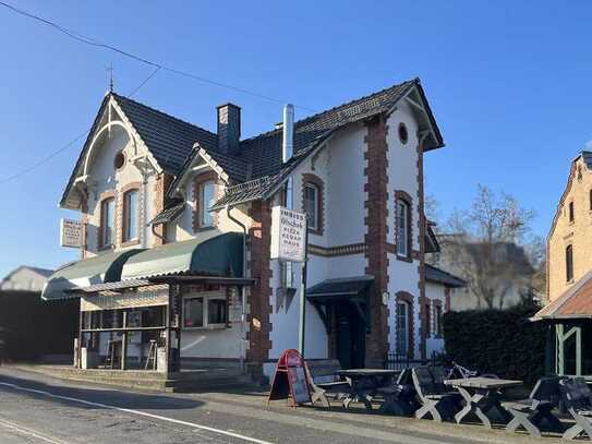 Denkmalgeschützte ehemalige Stadtvilla mit guter Rendite