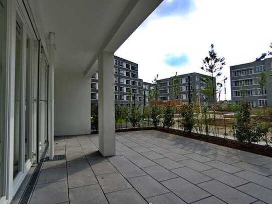 Neubau-Zweitbezug mit EBK + großer Terrasse: attraktive 3-Zi-EG-Wohnung in Pasing-Obermenzing