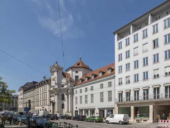 Prominent in der Altstadt ... Arbeiten am Promenadeplatz