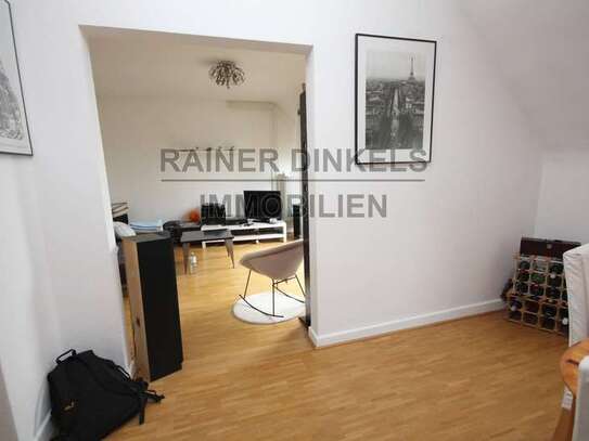 Tolle, gemütliche 3 - Zimmer Dachgeschosswohnung + 4. Raum im Spitzboden, Balkon, Stellplatz mögl.