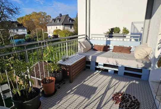 Stilvolle 4 Zimmerwohnung mit Balkon in Toplage am Schafsberg