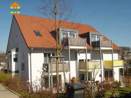 Familienfreundliche 3-Raum-Wohnung mit Stellplatz und Terrasse in Burkhardtsdorf!