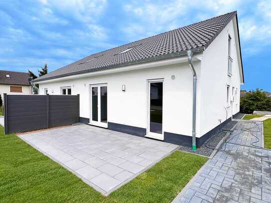 🌟 Erstbezug im Grünen 🌳 4-Zimmer-Doppelhaus im idyllischen Landleben mit geringen Nebenkosten 💎