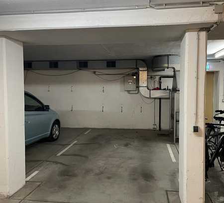 Tiefgaragenstellplatz in Pasing zu vermieten