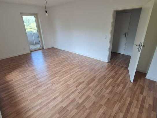 Schöne 2 Zimmer Wohnung mit Blick ins Grüne