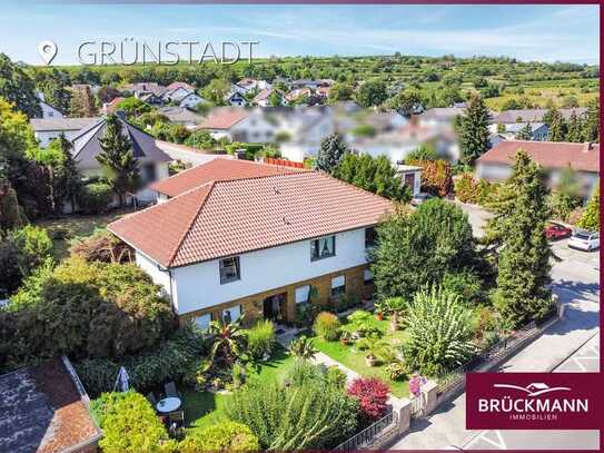 Gute Lage, schöner Garten: L-förmiger Bungalow in Massivbauweise auf großzügigem Grundstück!