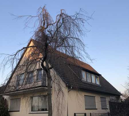 60er Jahre Haus mit direkter Rheinlage zwischen Köln und Bonn