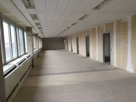 Büroflächen bis über 10.000m², incl. Kantine im Objekt