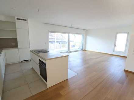 Energetisch auf dem neuesten Stand ! Penthouse-Wohnung mit Einbauküche - TG - Stellplatz mit Wallbox