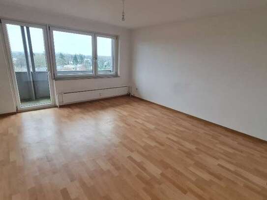 Gepflegte 1-Zimmer Wohnung mit großen Balkon über den Dächern von Elmshorn