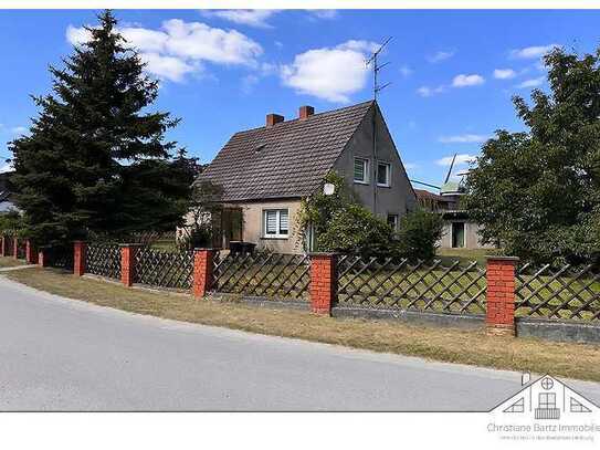 Kleines Wohnhaus mit Nebengelass zwischen Wismar und Neuburg zu verkaufen