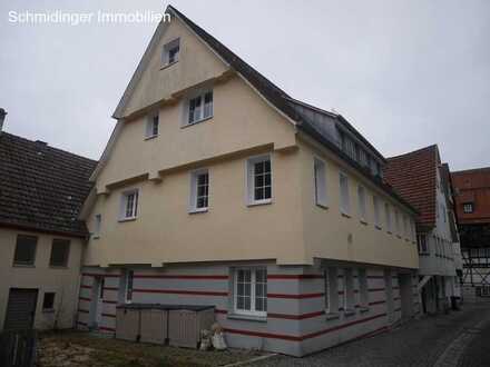 Im Zentrum 2 Zimmerwohnung in Blaubeuren Mega Garage