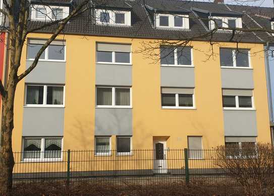 Sanierte Wohnung mit zwei Zimmern und Balkon in Velbert