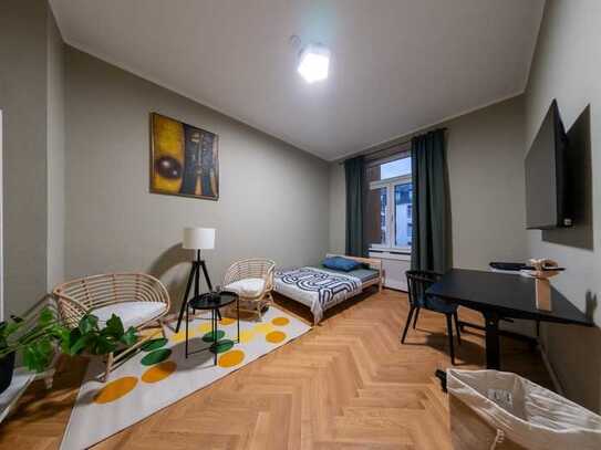 +++ Furnished room in 60322 +++