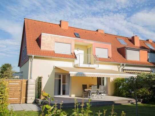 helle 2-Zimmerwohnung mit Balkon in Erftstadt-Lechenich