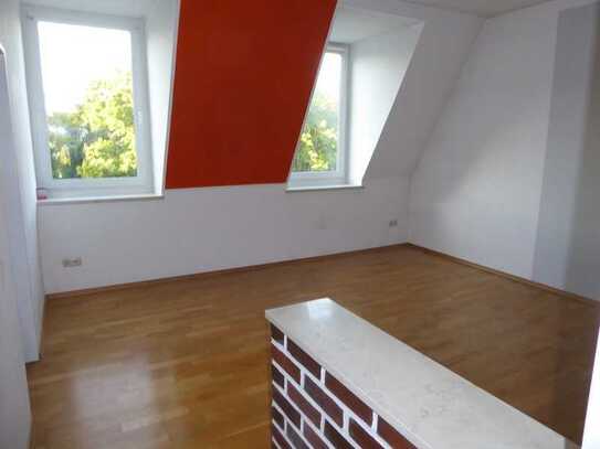 1-Zimmer-Altbau-Wohnung mit STIL in München-Neuhausen