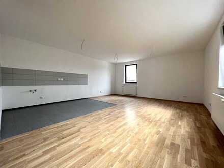 ***Attraktive 2 Zimmerwohnung inkl. Küche und Stellplatz - Erstbezug nach Sanierung***