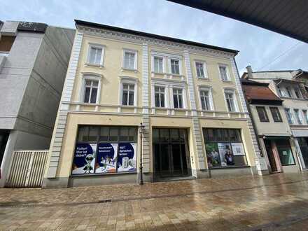 Einzelhandel, Büro oder Praxis - A Lage Hauptstraße in Neustadt vakant